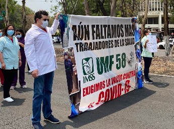 Personal del IMSS vuelve a protestar en Periférico; exigen ser vacunados #regionmx
