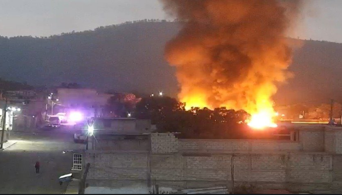 Tiradero clandestino se incendia en Tultitlán #regionmx
