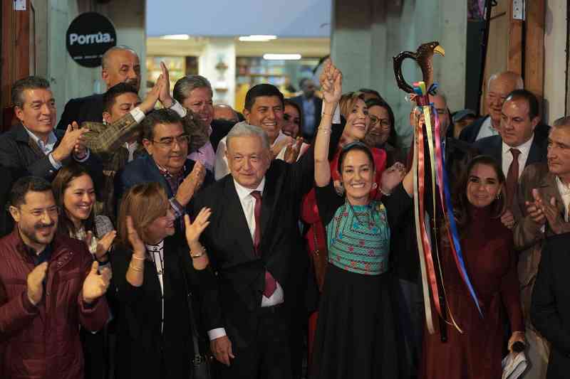 Sheinbaum recibe el bastón de mando como Coordinadora de López Obrador #regionmx