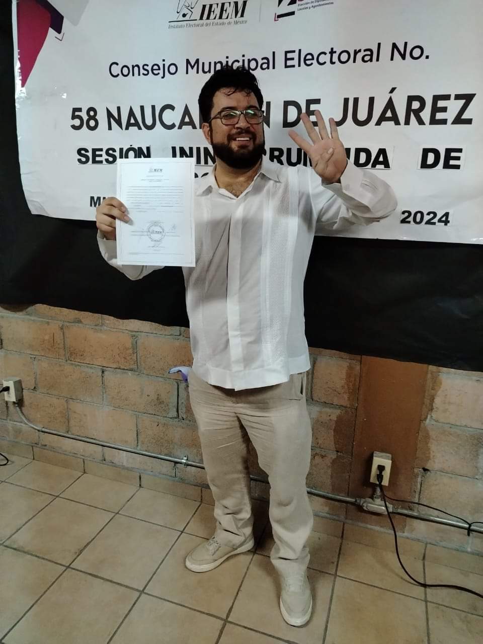 Isaac Montoya recibe constancia de mayoría que lo acredita como presidente municipal 2025-2027 #regionmx 