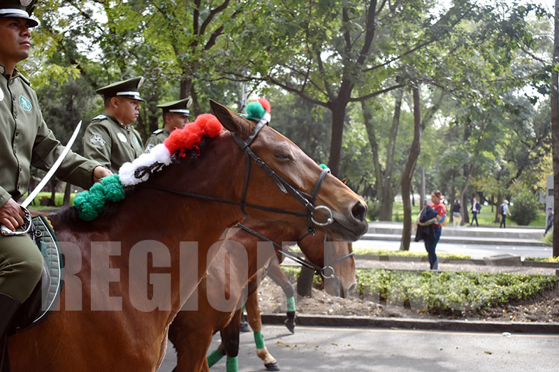 Con una increíble actitud, saludaron, representaron e incluso enamoraron, a su paso.  #regionmx