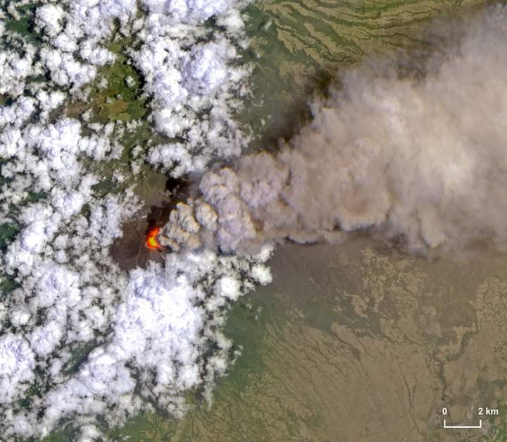 Profesionales y amateurs fotografiaron el volcán Popocatépetl y la ceniza que ha caído en Puebla #regionmx
