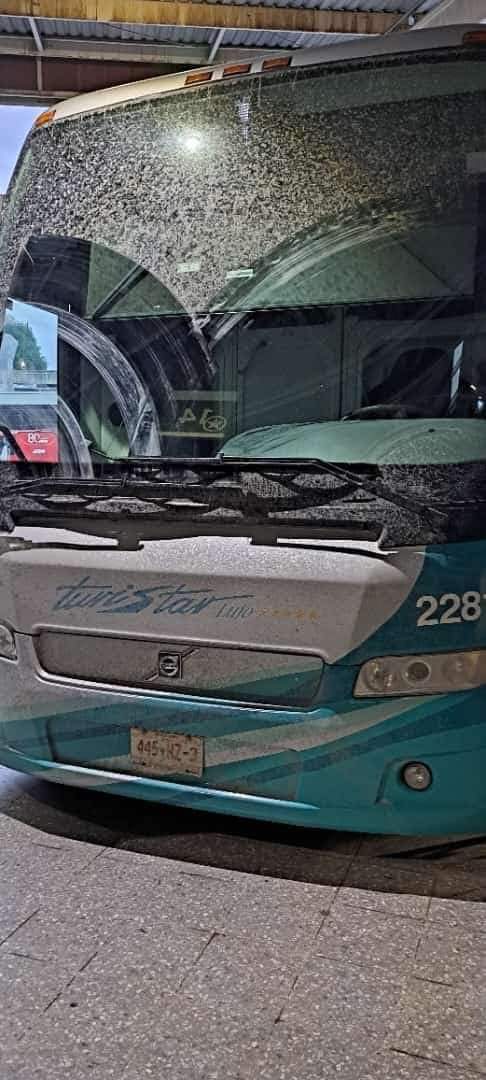 Profesionales y amateurs fotografiaron el volcán Popocatépetl y la ceniza que ha caído en Puebla #regionmx