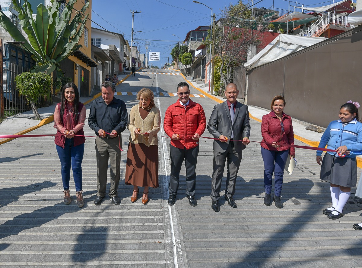Mejoran red de drenaje y repavimentan en Los Olivos en Atizapán de Zaragoza #regionmx