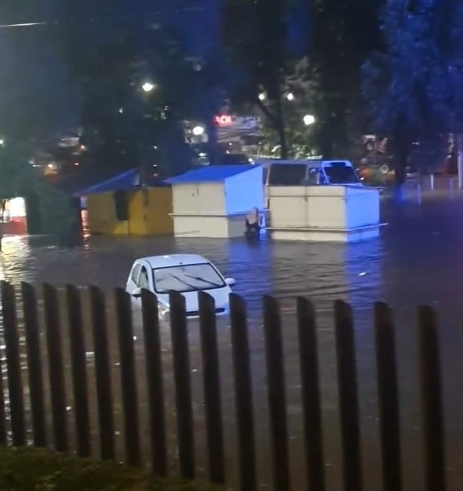 Se inunda avenida Lago de Guadalupe #regionmx