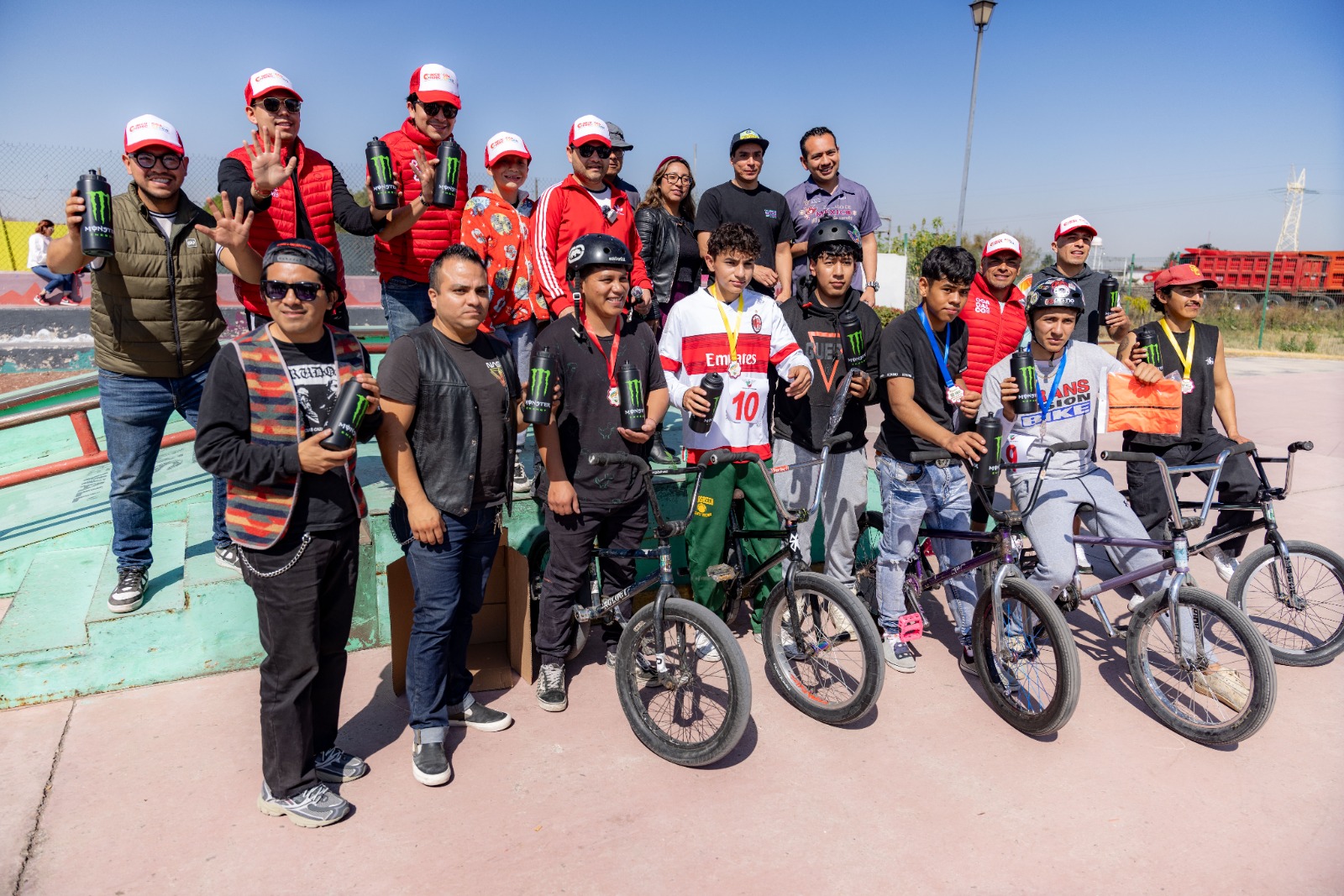Jóvenes mexiquenses participan en el BMX freestyle en Coacalco #regionmx