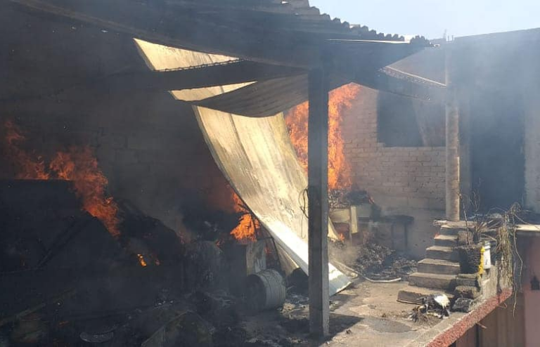 Se incendia casa en San Mateo Ixtacalco #regionmx