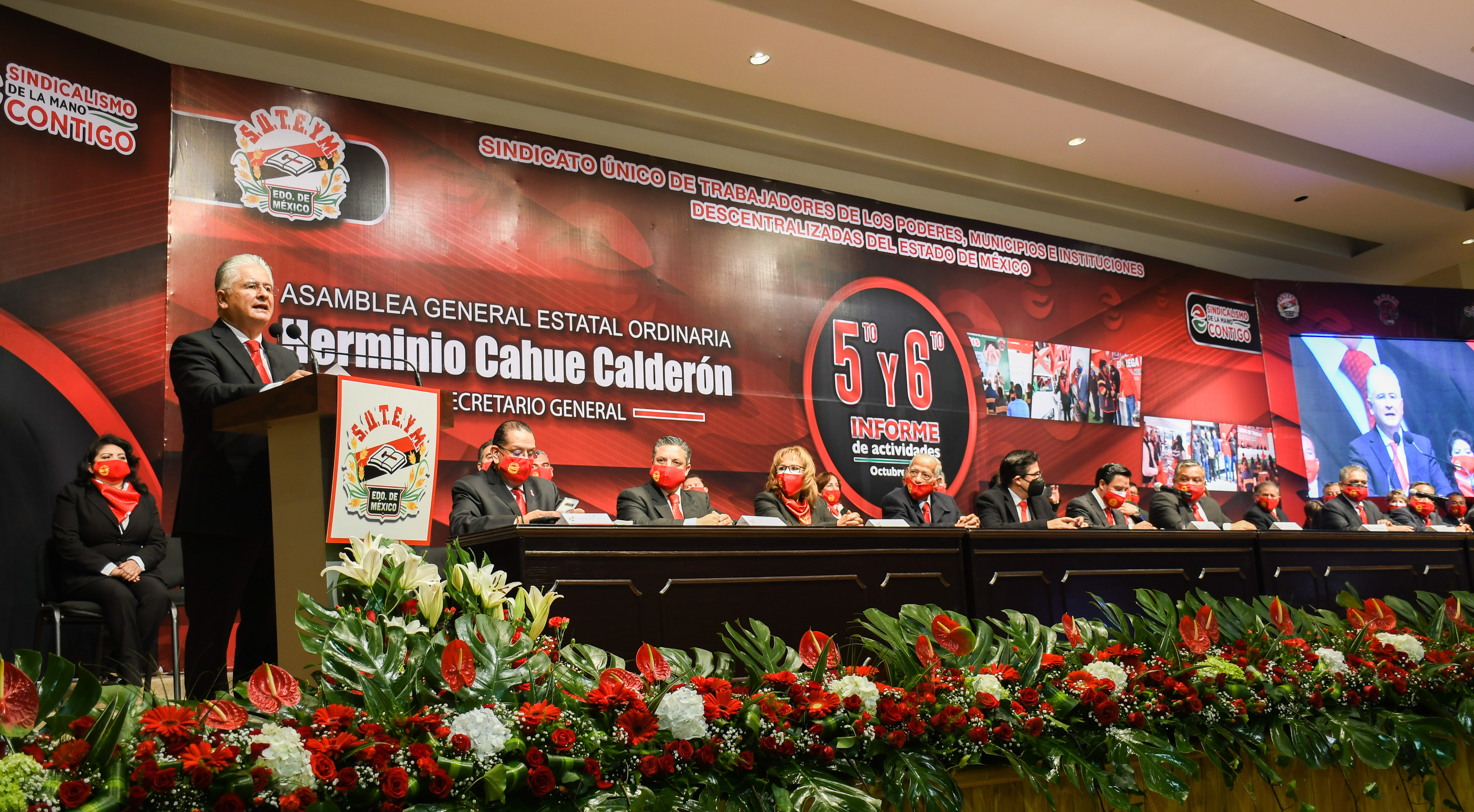 Herminio Cahue rinde 5° Informe de Actividades del SUTEYM #regionmx