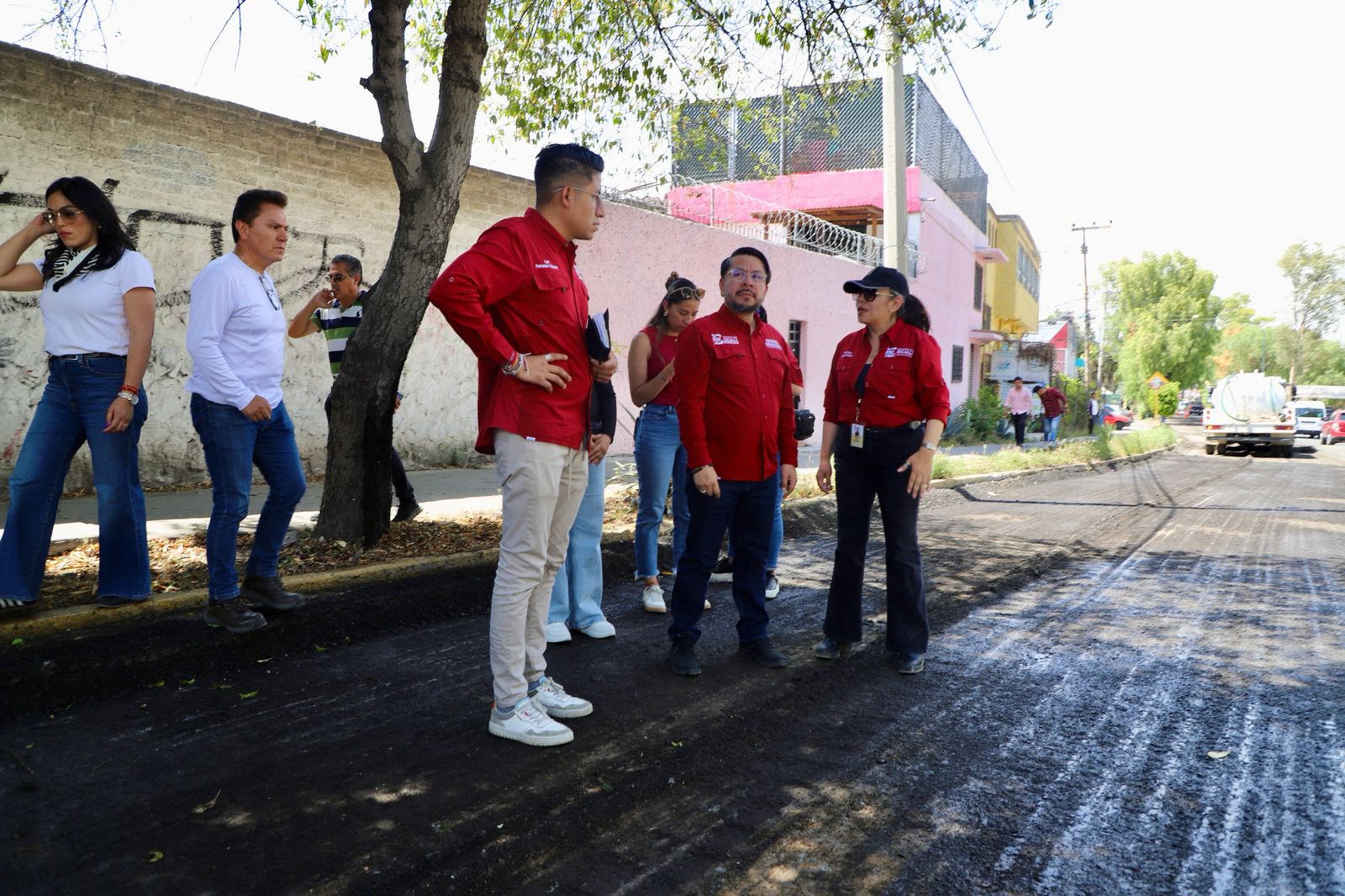 Daniel Serrano supervisa trabajos en la Av. 1° de Mayo #regionmx