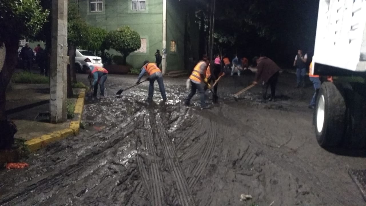 Tras inundación, retiran más de 70 toneladas de basura en Naucalpan #regionmx
