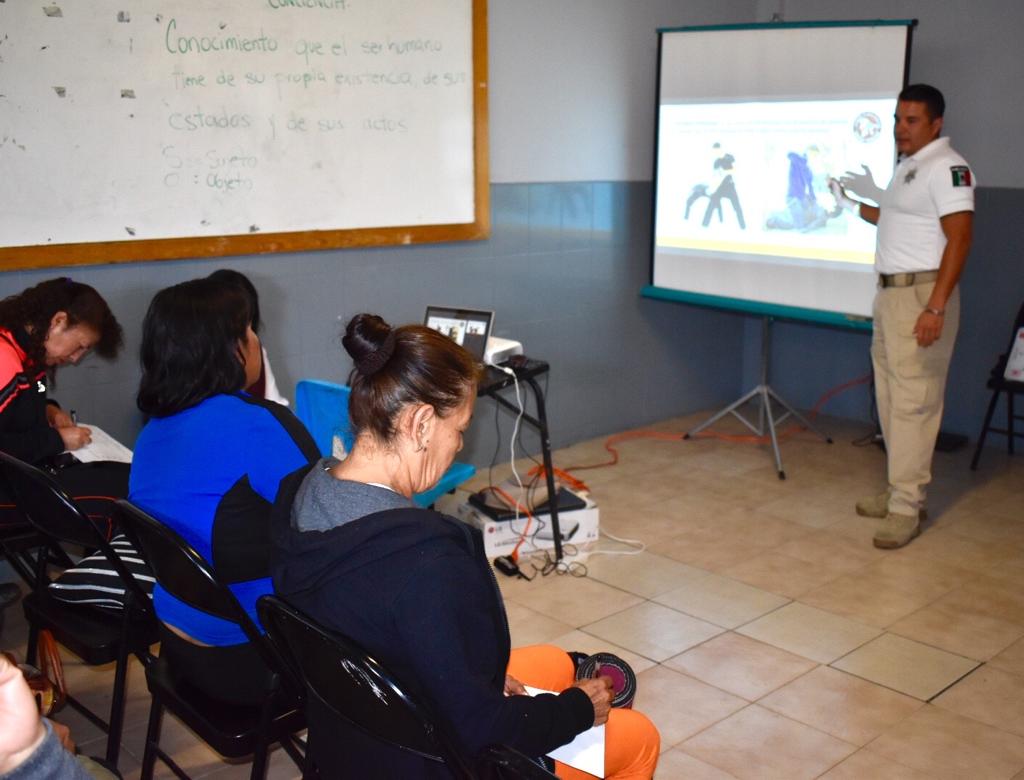 Secretaría de las Mujeres Naucalpenses y la Igualdad Sustantiva imparte taller "Mujeres en Defensa" #regionmx