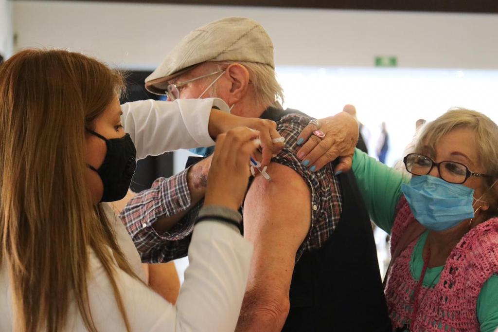 Arranca campaña de salud y vacunación contra influenza en Satélite #regionmx