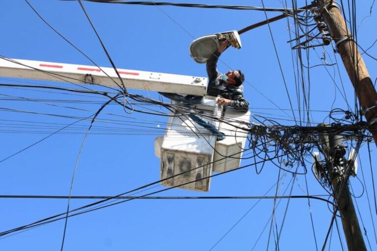 Instalan alumbrado público en Loma Linda #regionmx