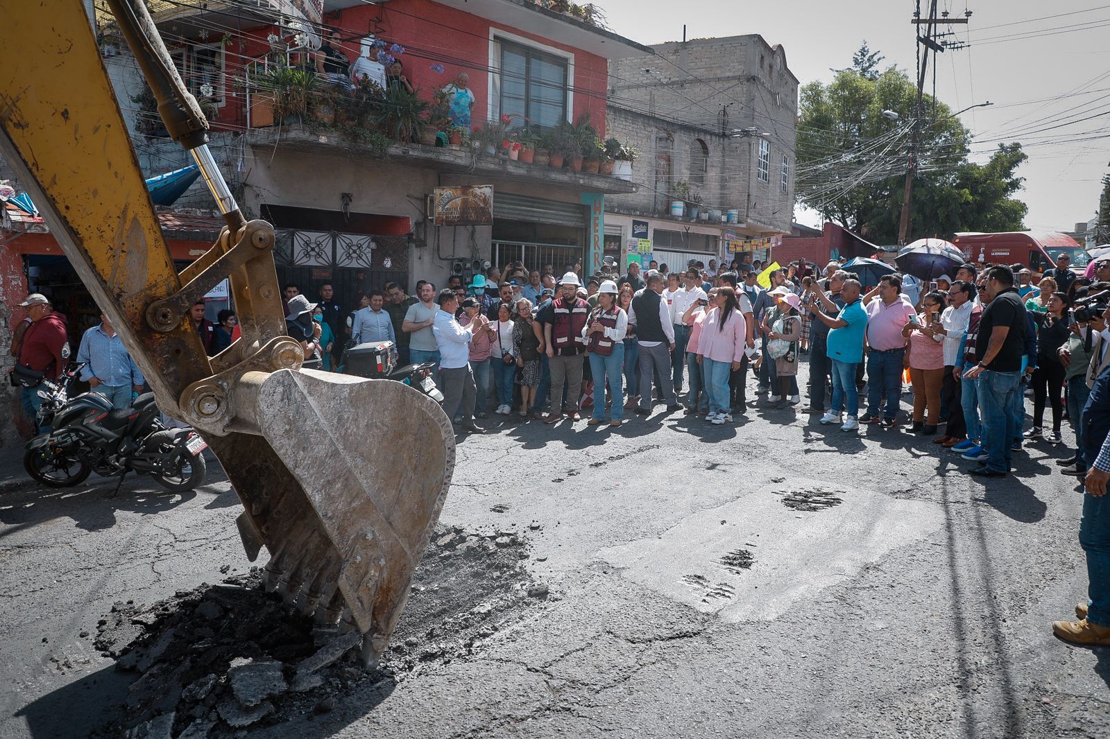 Isaac Montoya arranca segunda fase de rehabilitación de la Av. Minas Palacio #regionmx