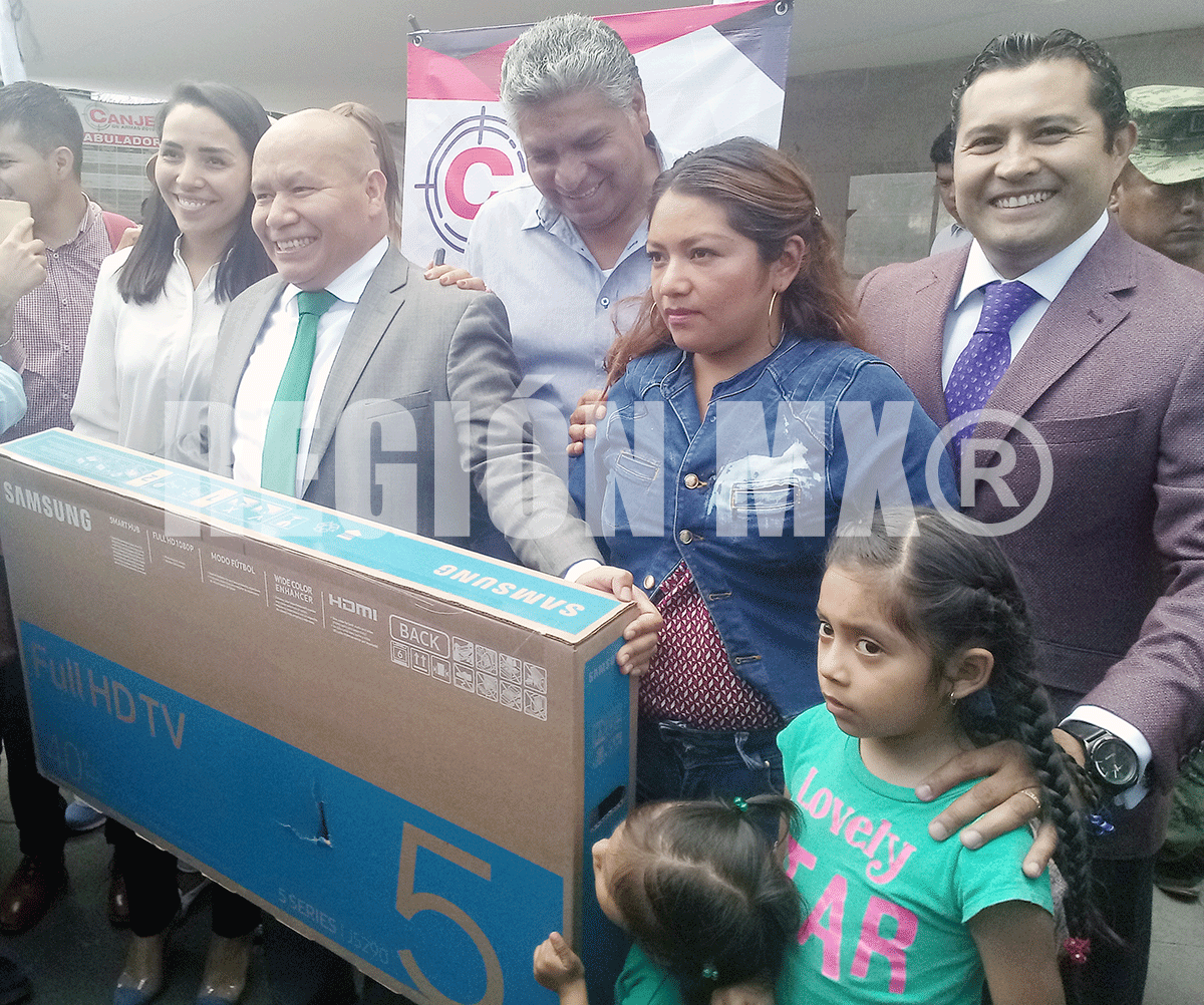 Cambia tu arma por dinero en Tlalnepantla #regionmx