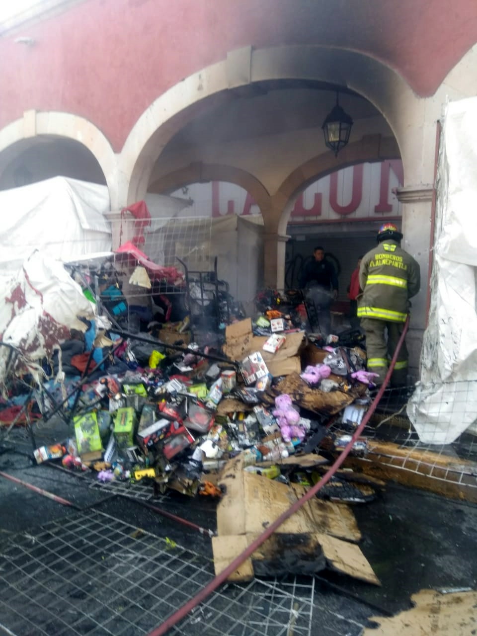 Puesto de pirotecnia en Tlalnepantla se incendió #regionmx