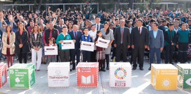Niños y jóvenes tlalnepantlenses reciben becas del ciclo 2019-2020 #regionmx