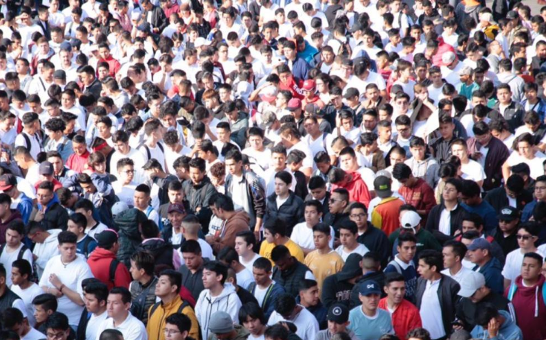 Más de 4 mil jóvenes acuden al sorteo del Servicio Militar en Tlalnepantla #regionmx