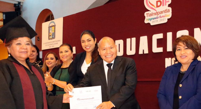 Se gradúan 200 adultos mayores de la UNIDE #regionmx