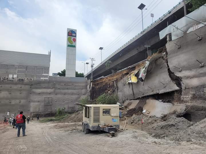 Se derrumba obra sobre Periférico Norte #regionmx