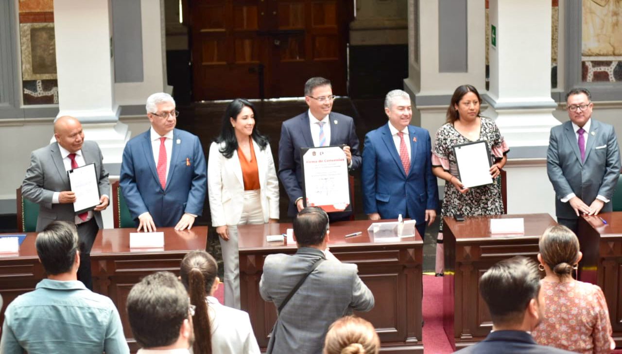 Raciel Pérez firma convenio con el Poder Judicial para erradicar la violencia intrafamiliar #regionmx