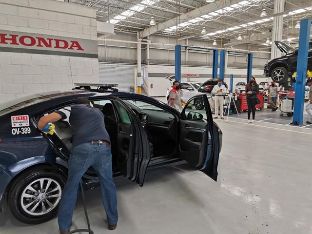 Sector empresarial reconoce a policía de Toluca con donaciones #regionmx