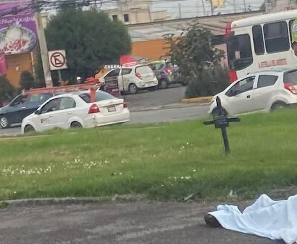 Persona es atropellada en Paseo Tollocan #regionmx