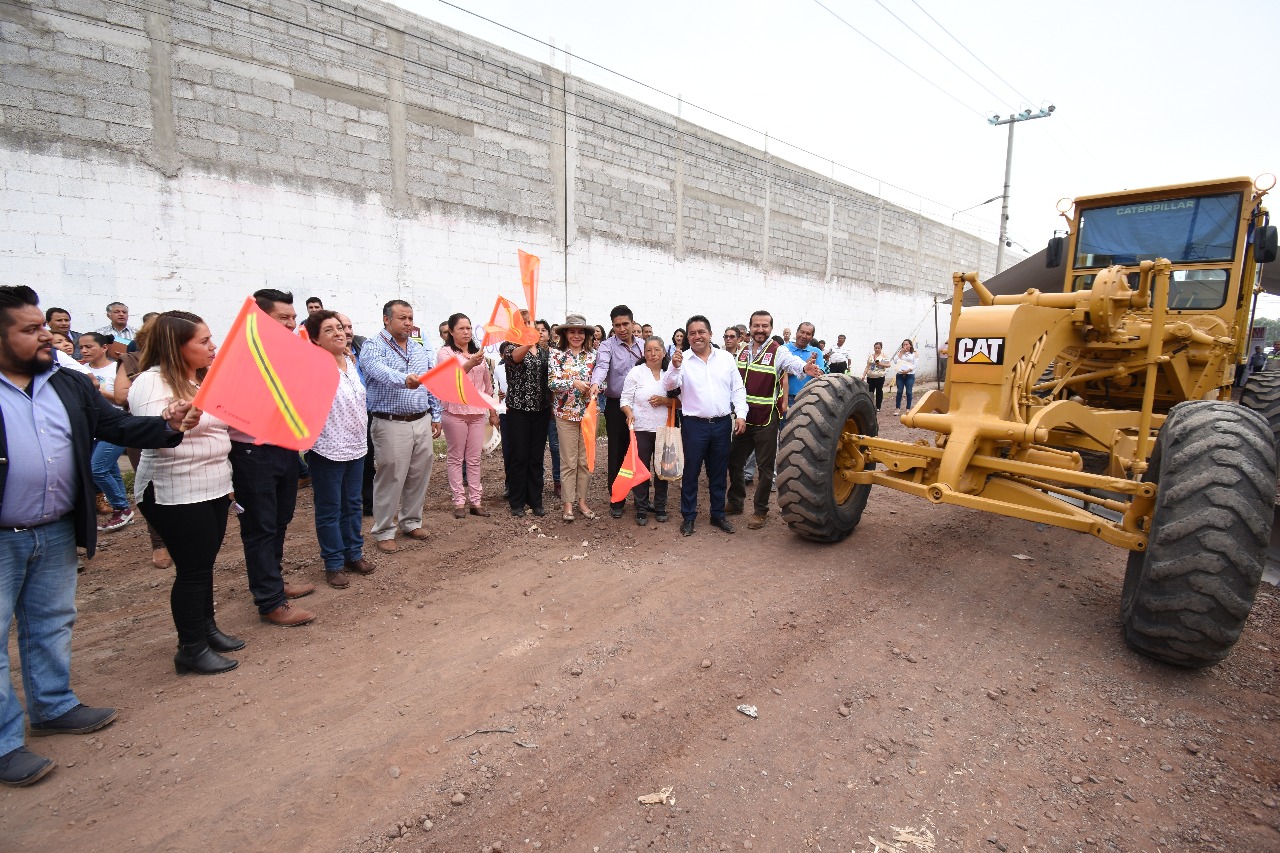 Elena García da arranque de obra en la colonia Lázaro Cárdenas #regionmx