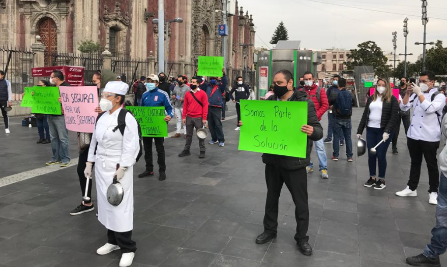 Restauranteros se manifiestan durante dos días con cacerolazos; piden apertura con restricciones #regionmx